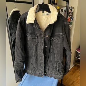 Denim jacket black